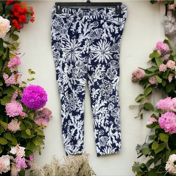 Lilly Pulitzer In the Groove Luxury Capri Pant Navy Seashell Nautical Print Sz 2 - Picture 4 of 9